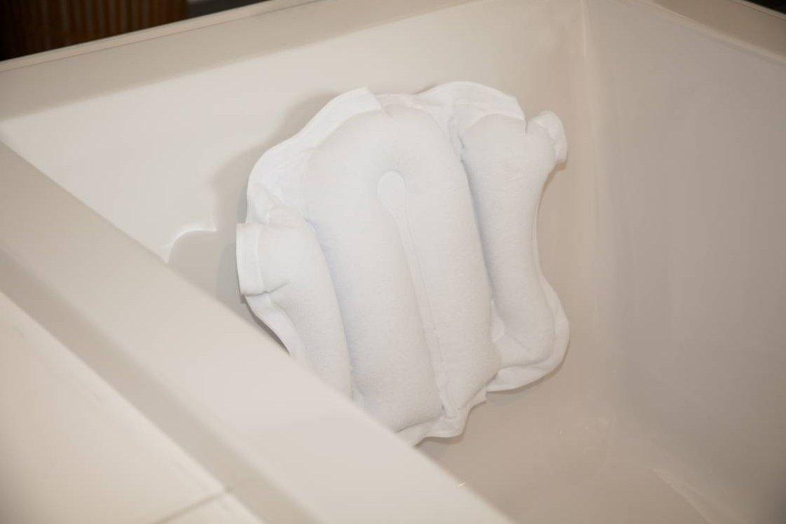 Atlantis Bath Pillow - Ingennov8 